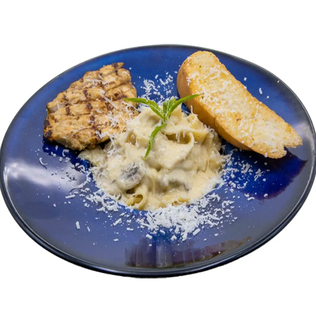 Chicken Alfredo Fettuccini